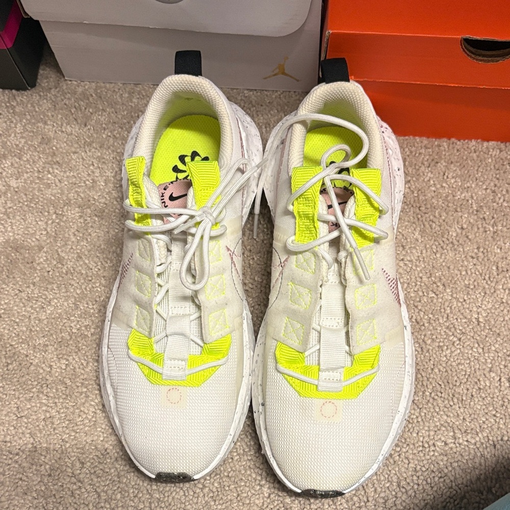 Women’s White and Yellow Sneakers size 9. Worn a handful of times .